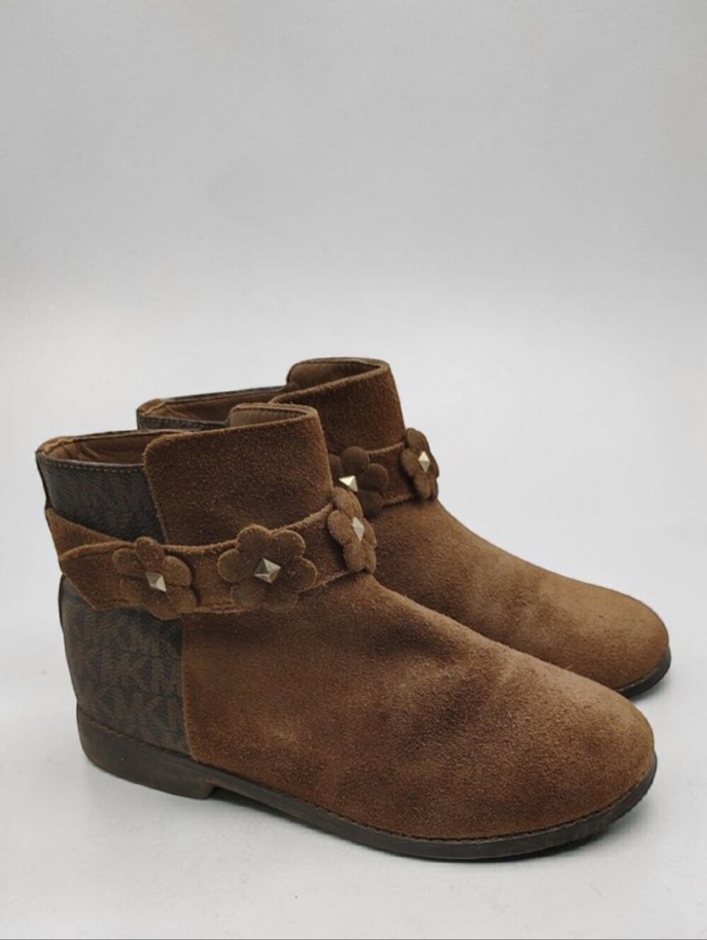 Kids Girls Michael Kors Brown Suede Ankle Boots with Floral Stud Trim Size 1